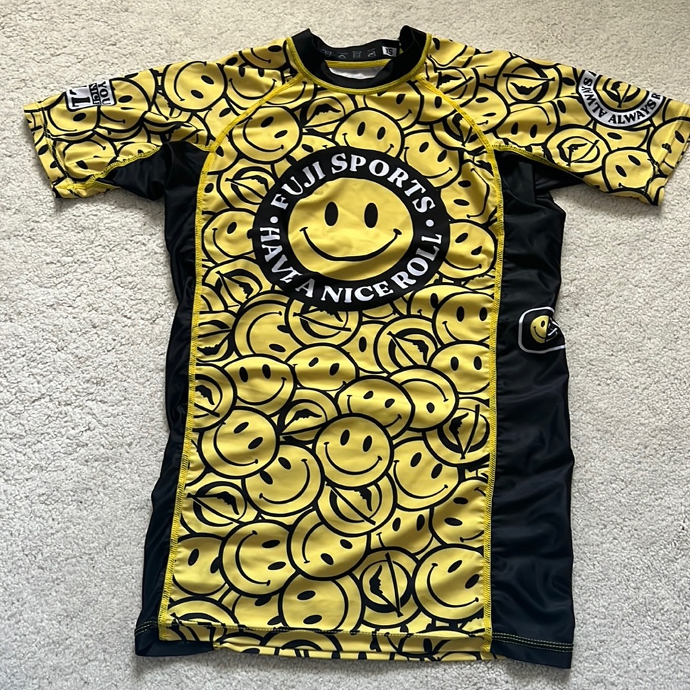 Fuji rashguard